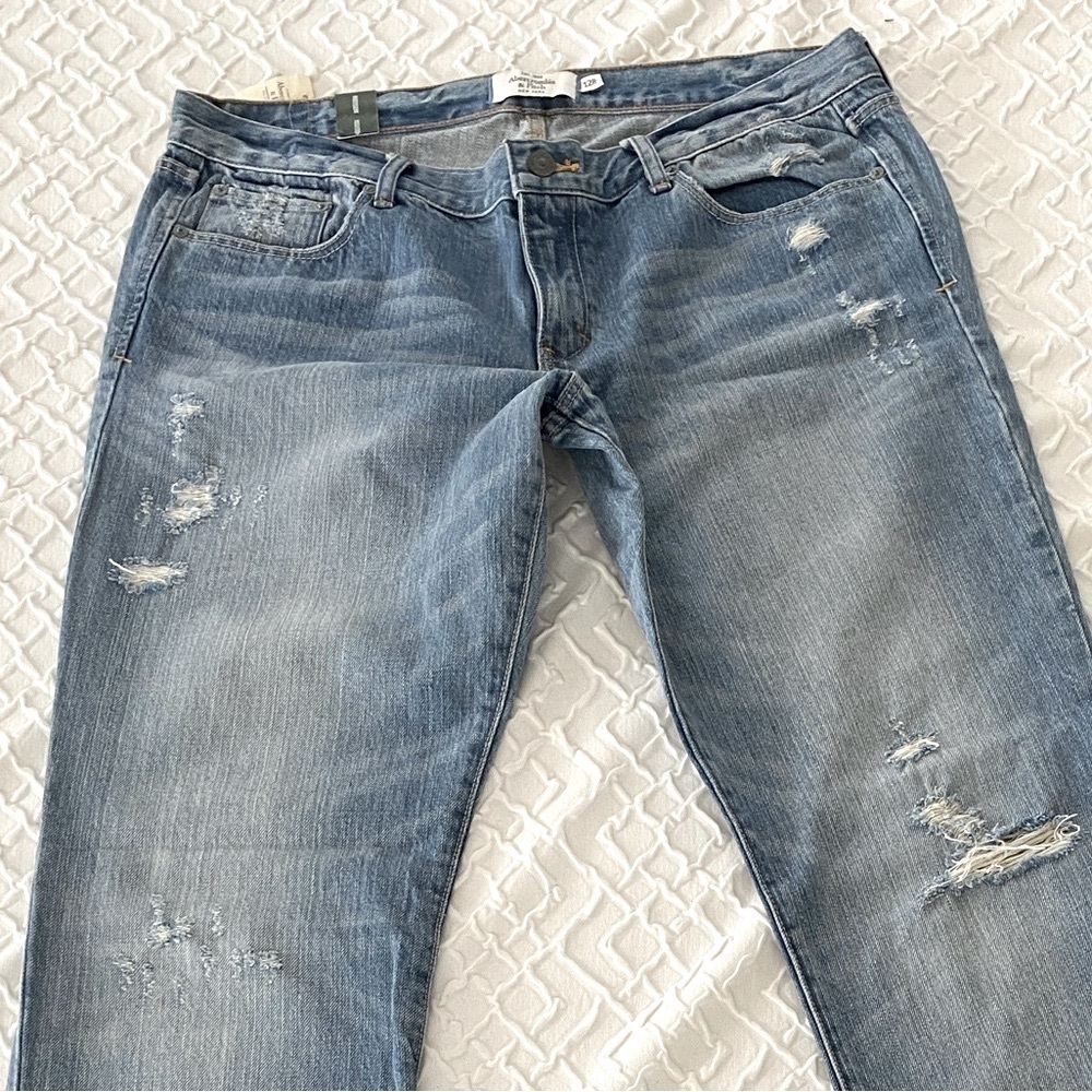 NWT Abercrombie and Fitch Original Madison Jeans 12